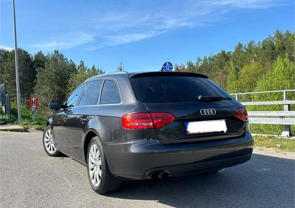 Audi A4 cena 39900 przebieg: 223000, rok produkcji 2010 z Gdynia małe 46